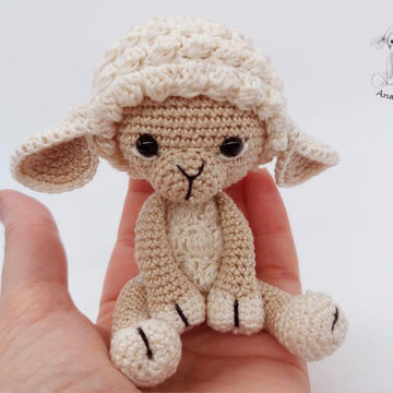 Small Lamb Amigurumi pattern