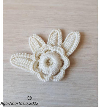 Antique floral motif