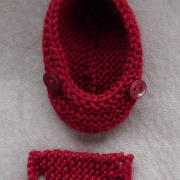 Nadia - Baby shoes with buttoned strap