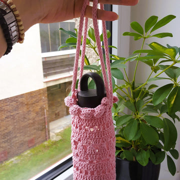 Lotus pond bottle bag