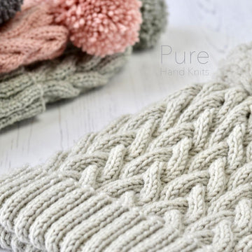 Nysa Bobble Hat