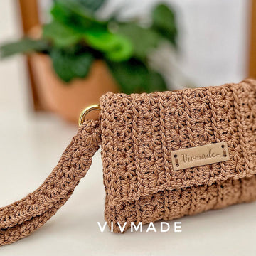 Star stitch wristlet purse