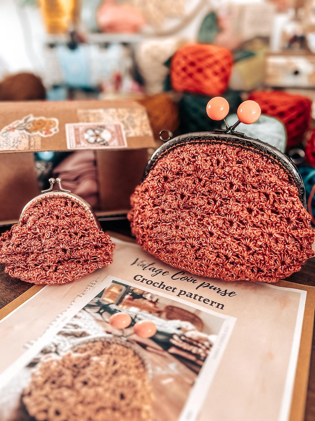 Vintage coin purse & clutch