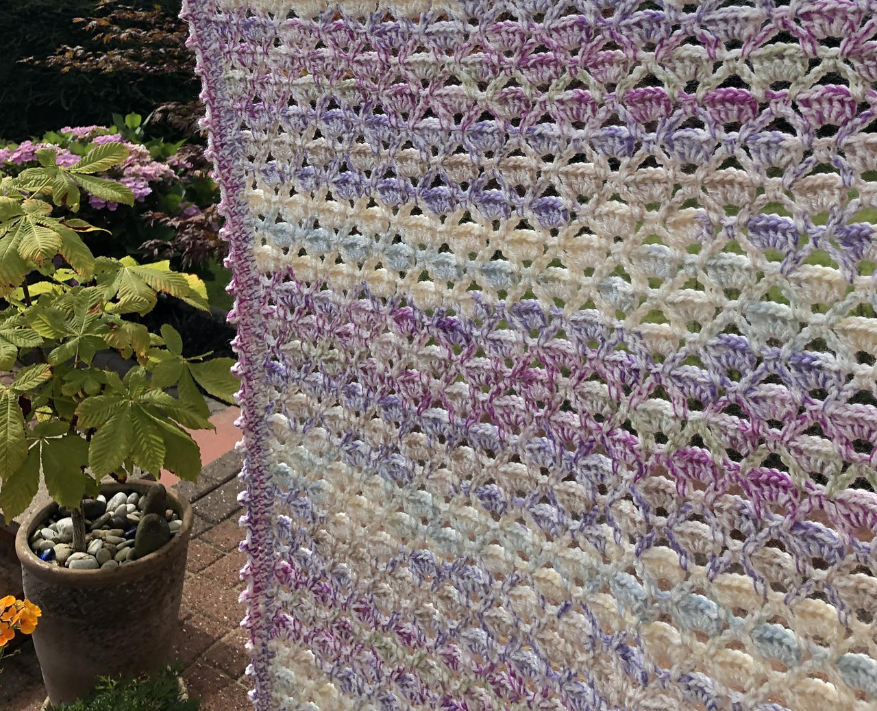 Raspberry Ripple Blanket