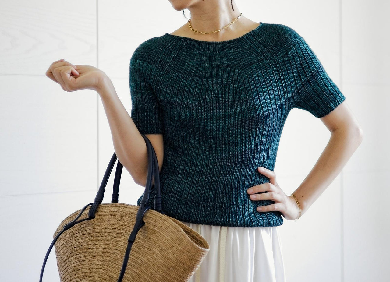 Seashell Sweater Light