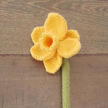 Knitted Daffodil