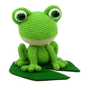 Verdi the Frog Amigurumi