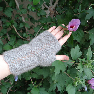 Graceful Fingerless Gloves