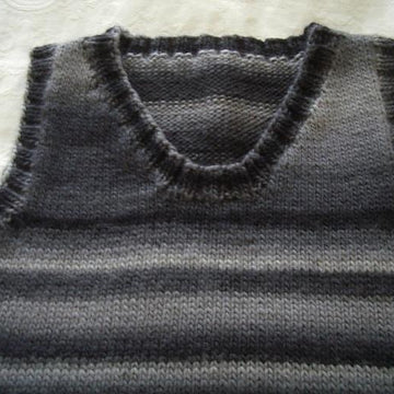Roxie - ladies vest in 2 styles