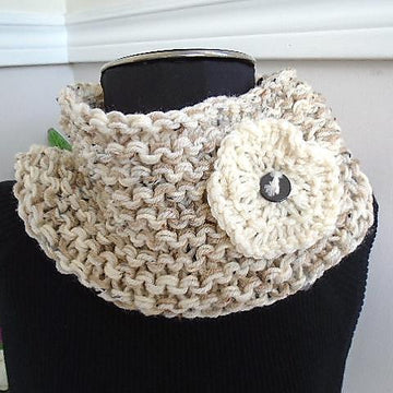 Crazy Easy Cowl and Flower #816