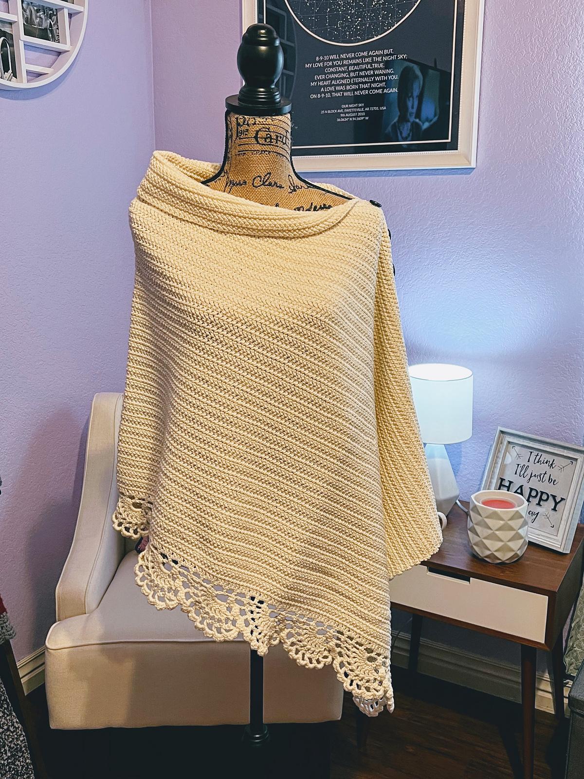 Charlotte Poncho