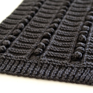 Bulletproof scarf with bobbles