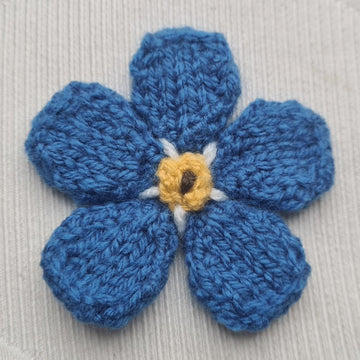 Knitted Forget-me-not