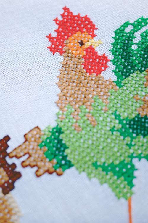 Vervaco Chicken Family Tablecloth Kit (80 x 80 cm) - 80 x 80cm