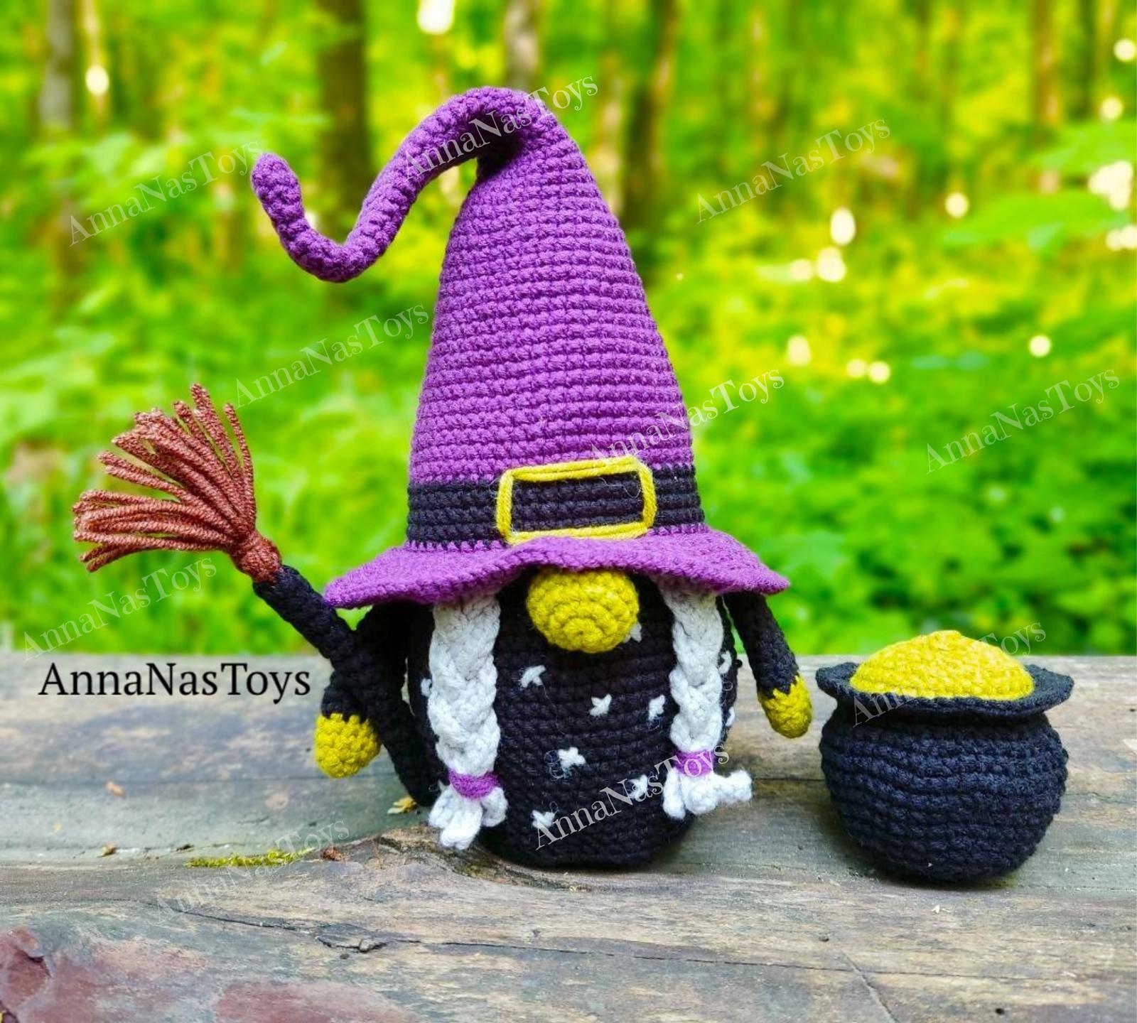Witch with a green nose