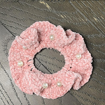 Pearl Plush Crochet Scrunchies
