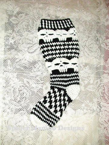 Plus Size Creepy Skull Knee Socks
