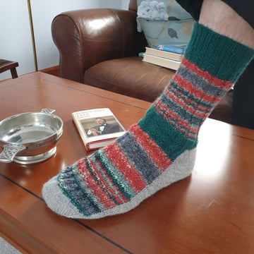 THE DUKE COMMANDS: socks with double thickness heels, soles and toes
