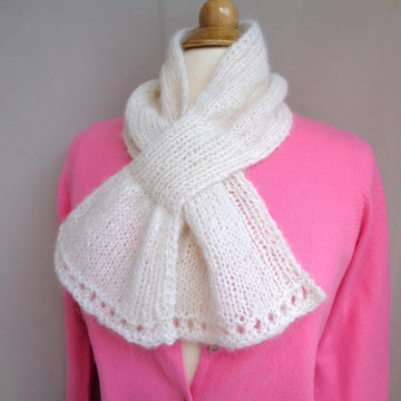 Cream Puff Keyhole Scarf