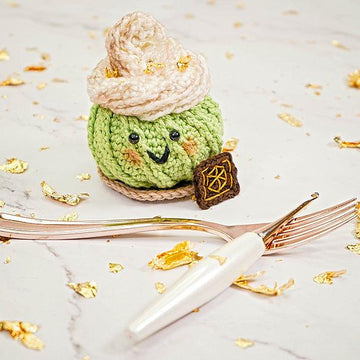 Glass Knife Pin Cushion