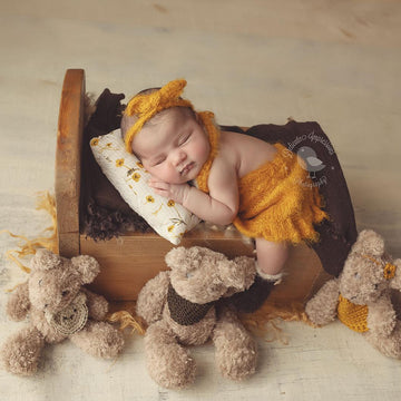Goldy Locks and her three bear friends