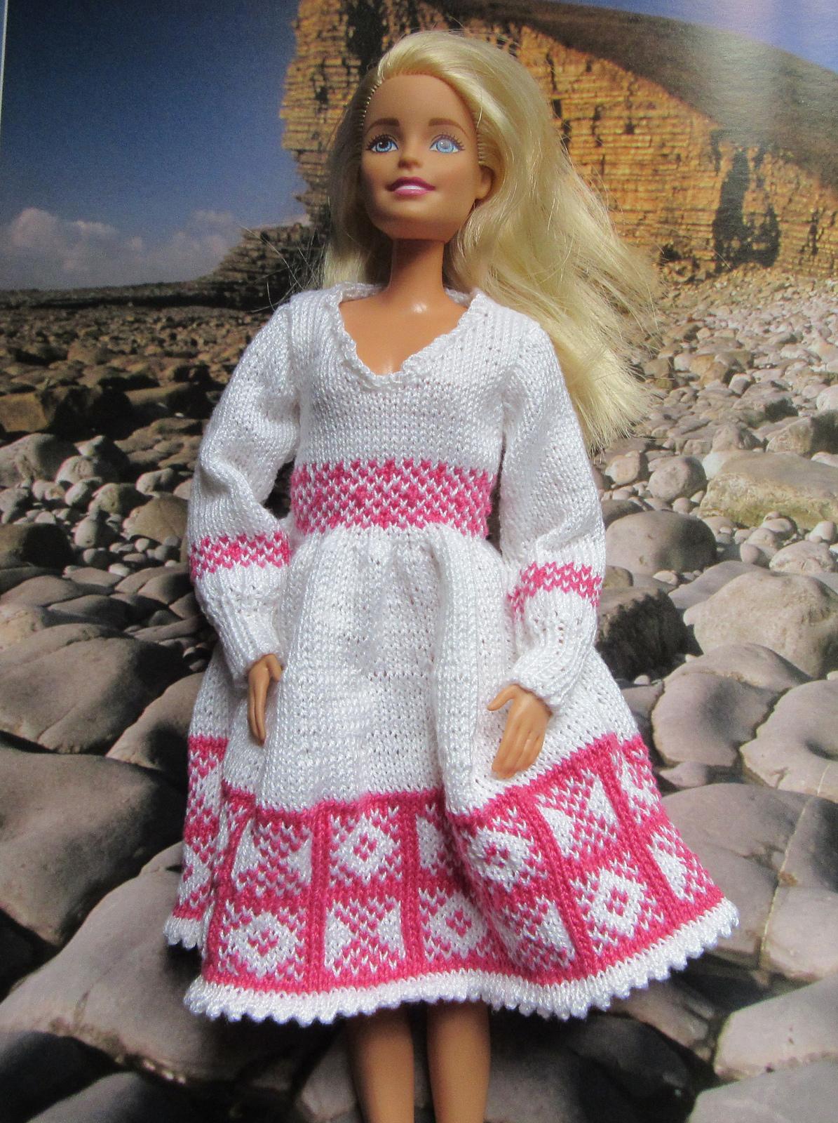 1:6th scale Isobel dress