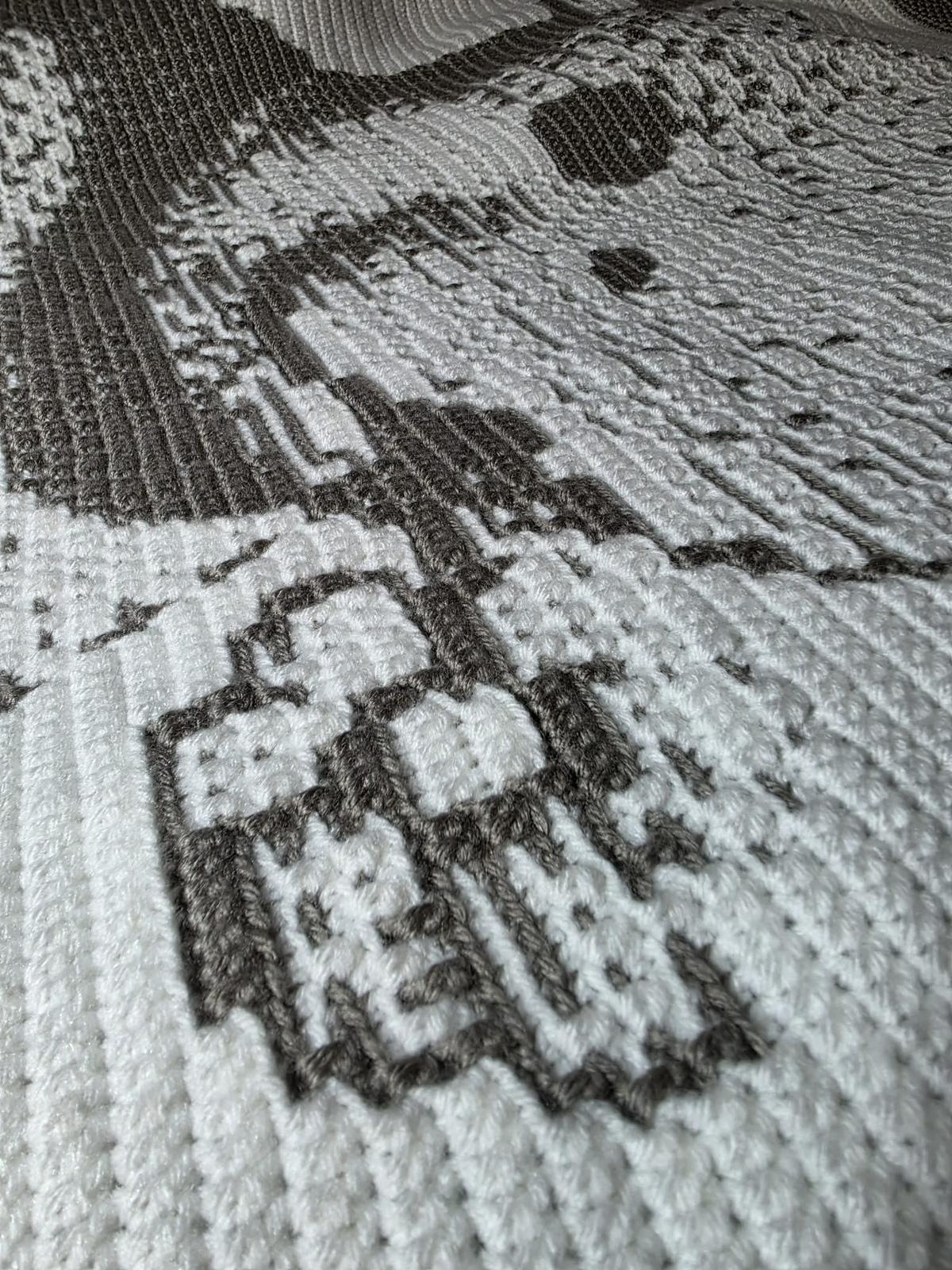 Mosaic  "BABY HIPPOPOTAMUS" baby crib