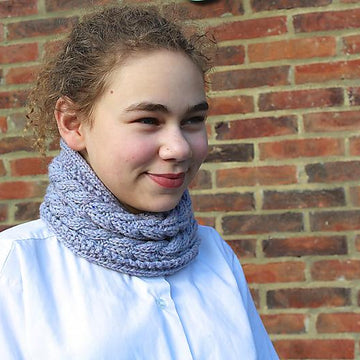 Corn Rows Cabled Cowl