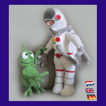 Astronaut "We are not alone "