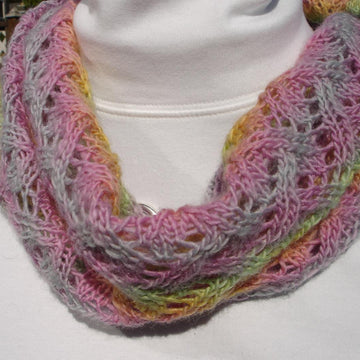 Summer Lace Cowl