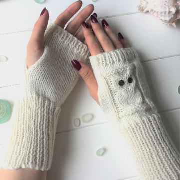 'Summer Owl' No Digit Mitts