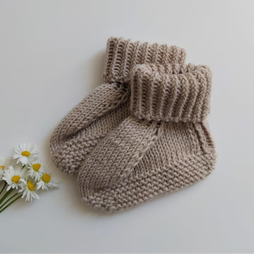 Ivory Baby Bonnet and Booties | 0-24 months