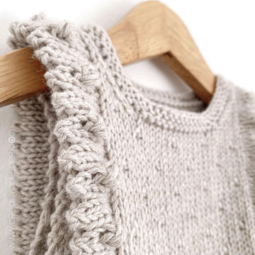 6 sizes – PLUMETI knit vest pattern