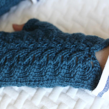 Leaf Lace Fingerless Mitts