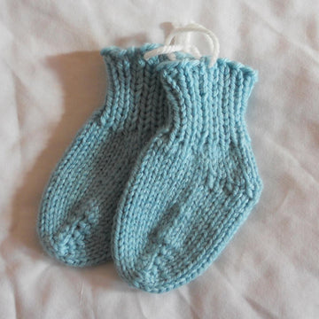 Simple Toe-up Baby Socks, 0-3 months