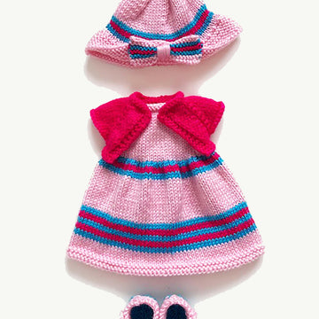 Dolls clothes knitting pattern 19092