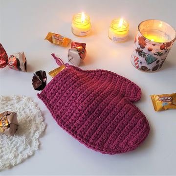 Advent mittens Merry Christmas