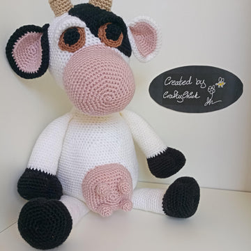 Crochet Amigurumi Toy Cow Bubbles