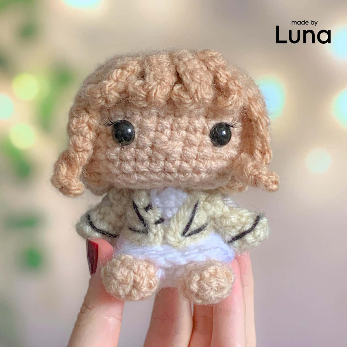 Taylor Swift-inspired Crochet Pattern | Folklore Amigurumi