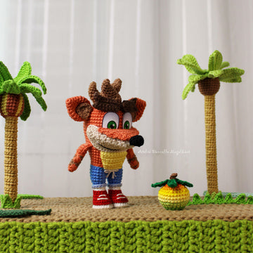 Crash Bandicoot– Digital Amigurumi Pattern for Character & Fruit Bonus - English (US crochet terms)