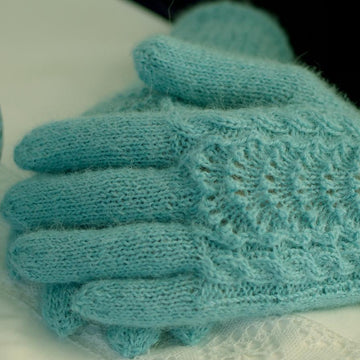 Vintage gloves: Margrethe
