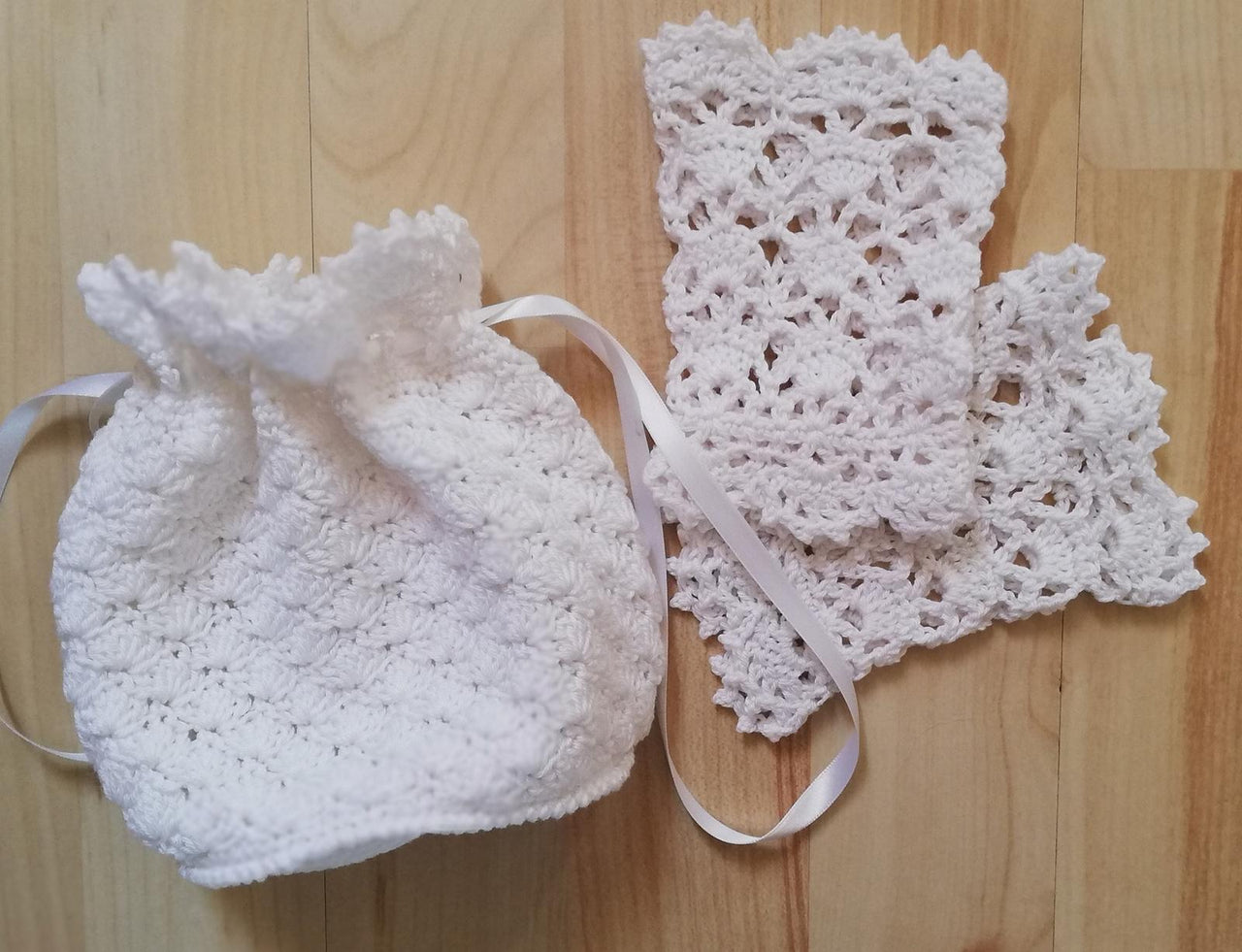 Alice Bag and Gloves