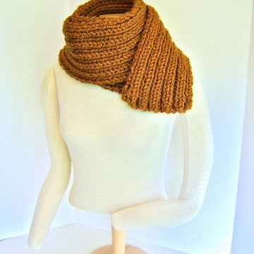 Hazelnut Muffler