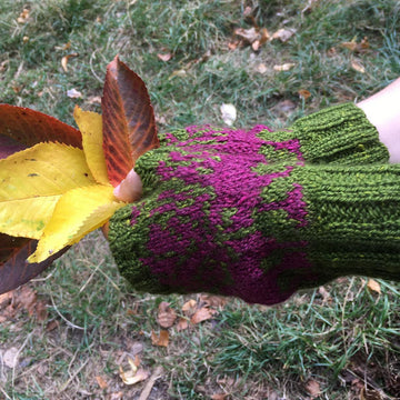 October Rose Mitts
