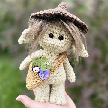 Hedge Witch Troll