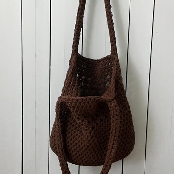 Crochet Bag Pattern: Timeless Tote