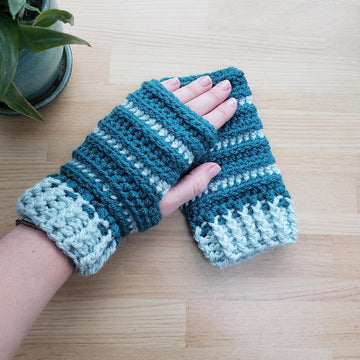 Easy Peasy Fingerless gloves