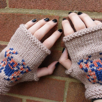 Spooky Spider Fingerless Mitts for Halloween