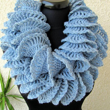 Double Ruffle Scarf Tutorial