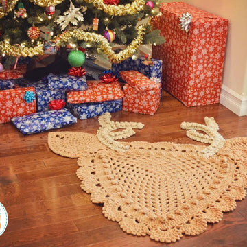 Blizzard the Reindeer Rug or Corner Doily Rug